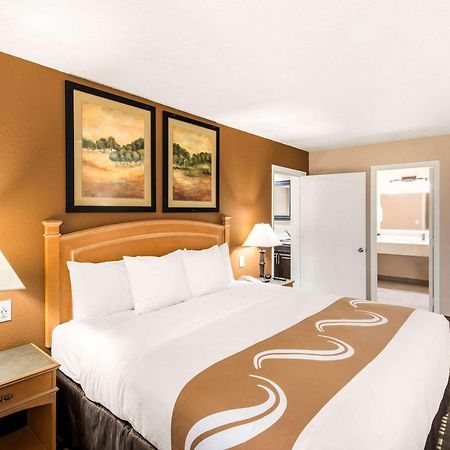 Quality Inn & Suites Plano East - Richardson Esterno foto