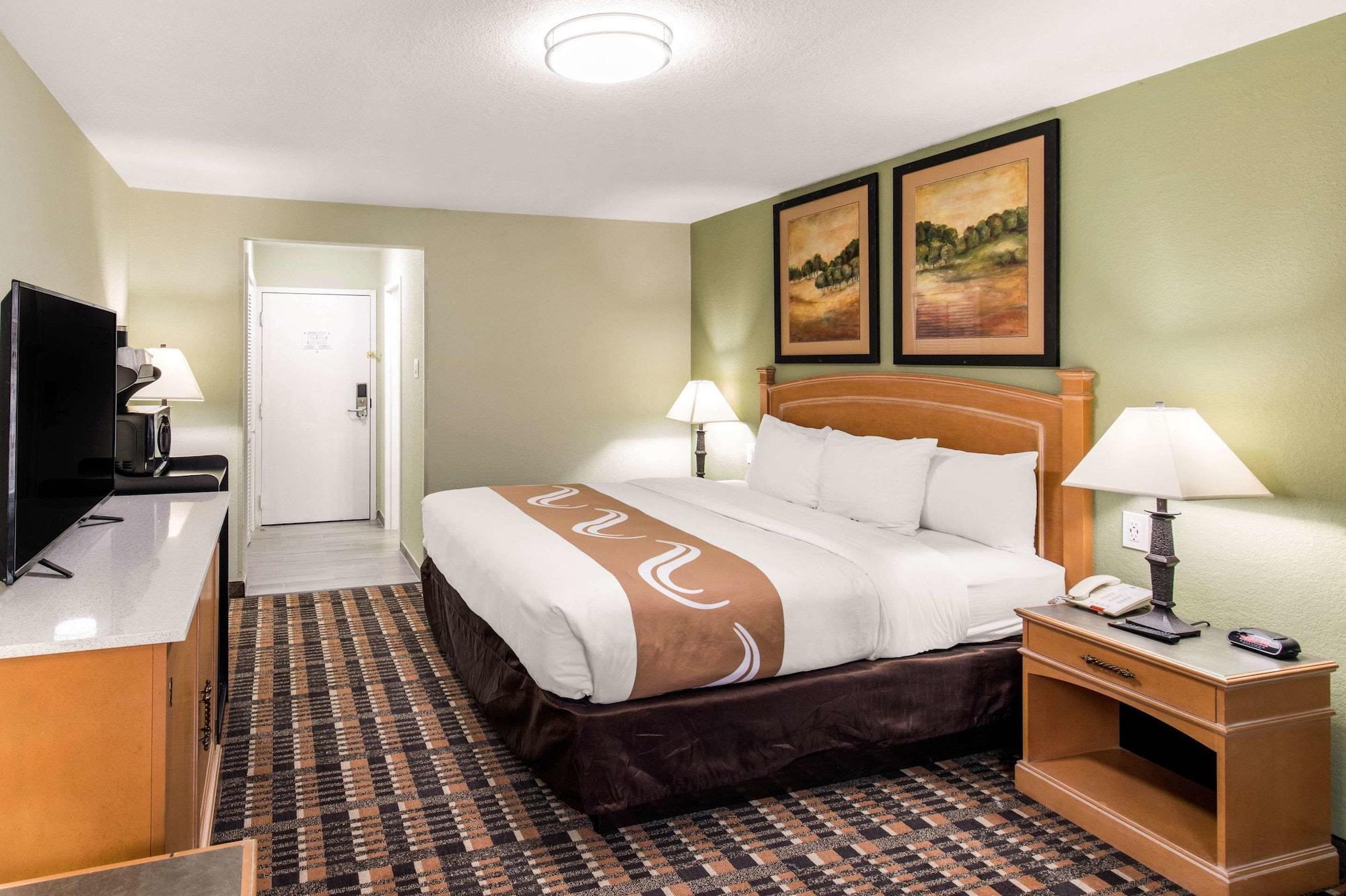 Quality Inn & Suites Plano East - Richardson Esterno foto