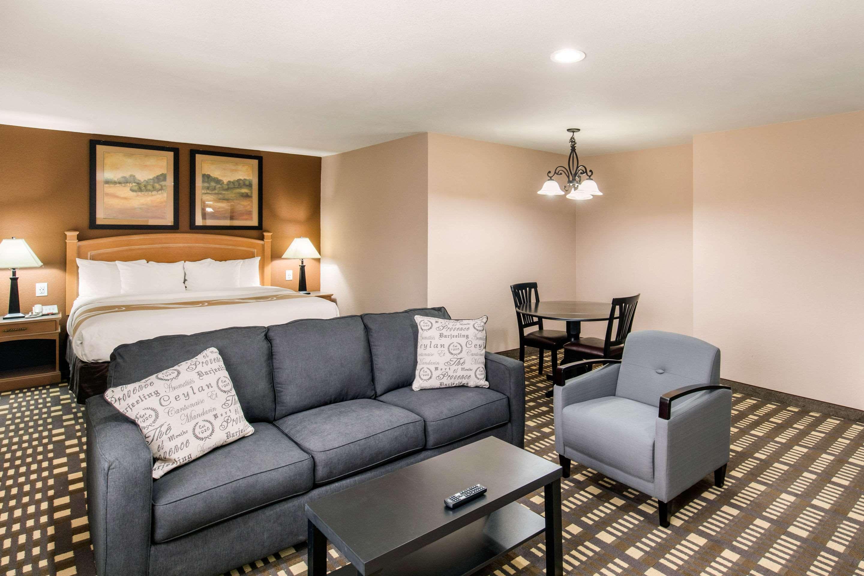 Quality Inn & Suites Plano East - Richardson Esterno foto