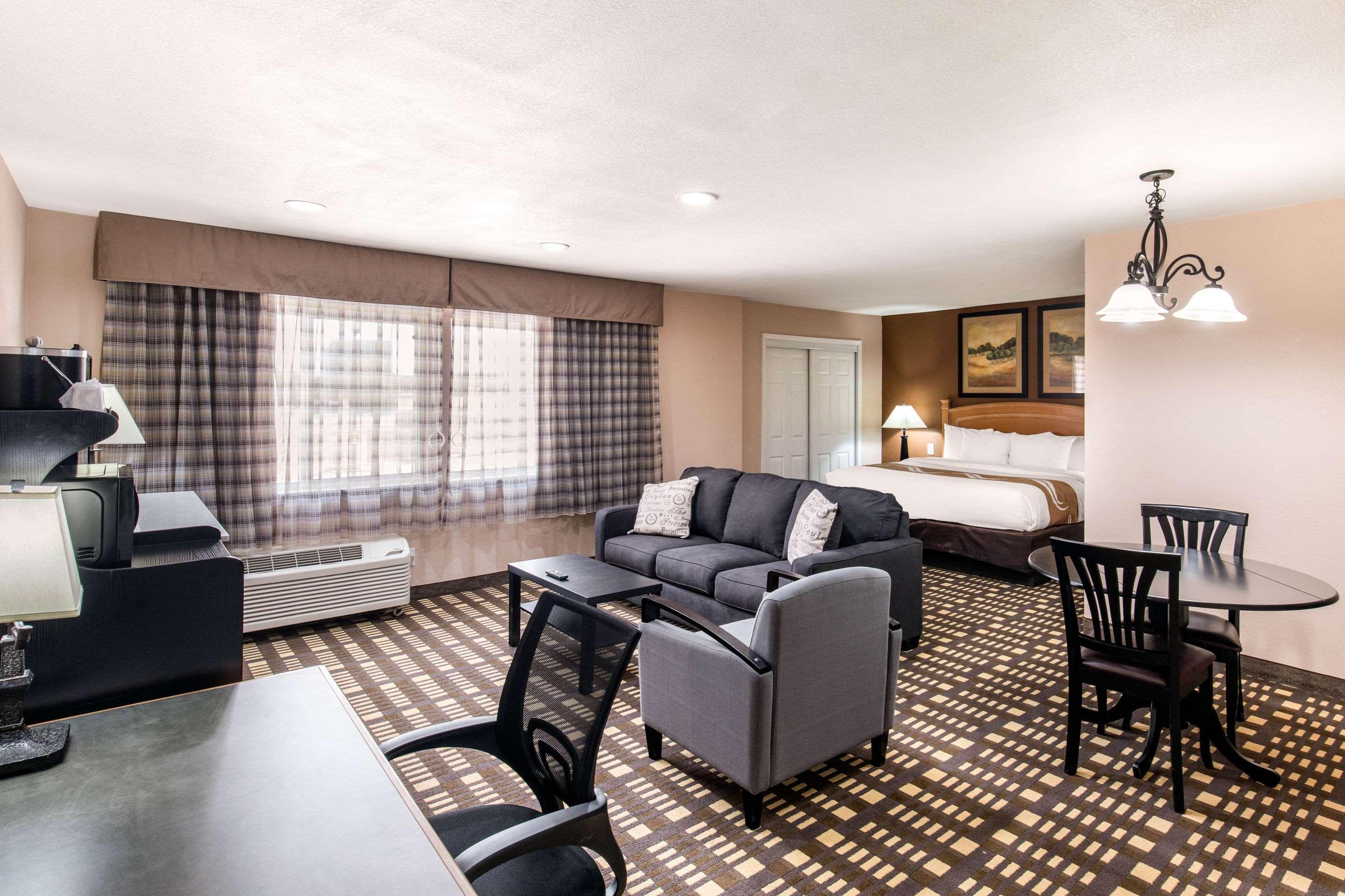 Quality Inn & Suites Plano East - Richardson Esterno foto