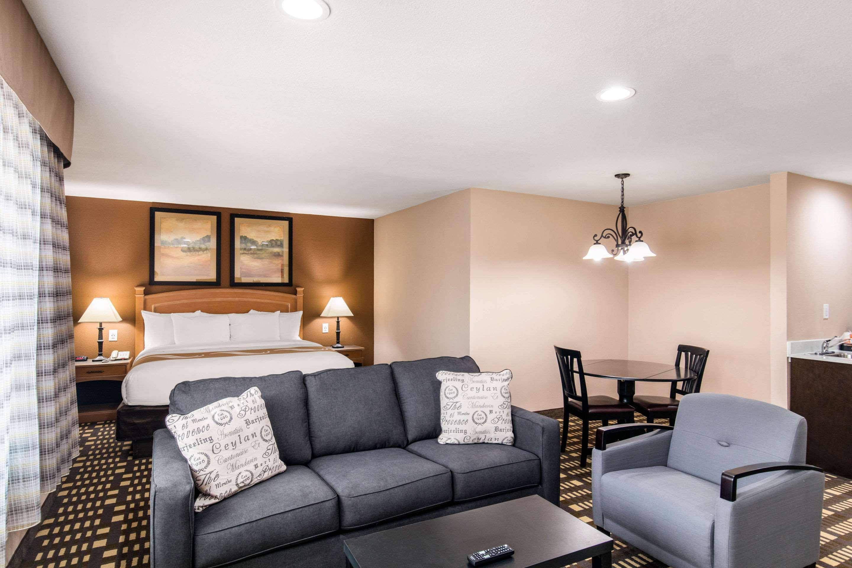Quality Inn & Suites Plano East - Richardson Esterno foto