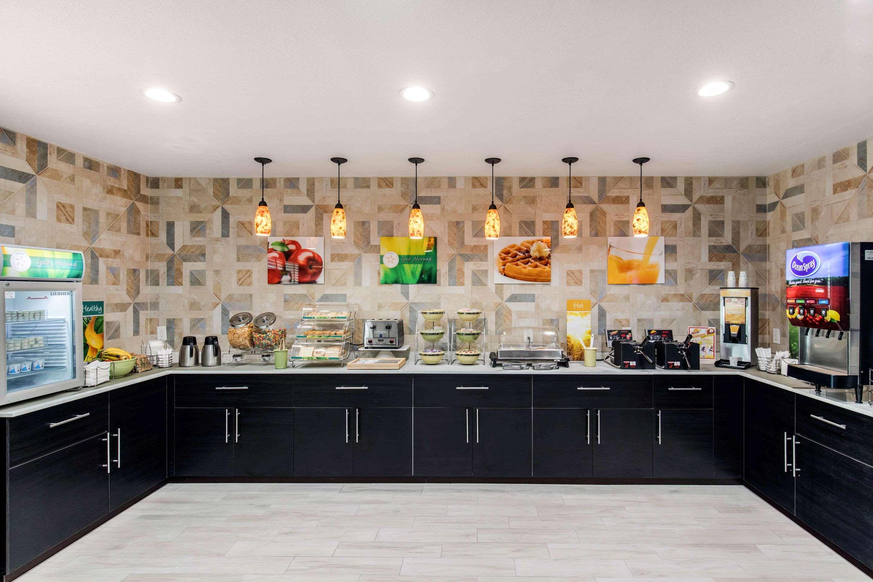 Quality Inn & Suites Plano East - Richardson Esterno foto
